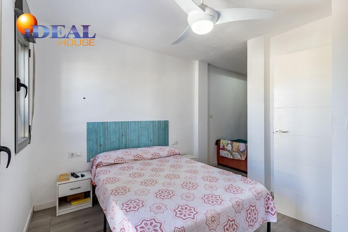 3 bedroom Terraced Villa for sale in Peligros - € 195,000 (Ref: 9434265)