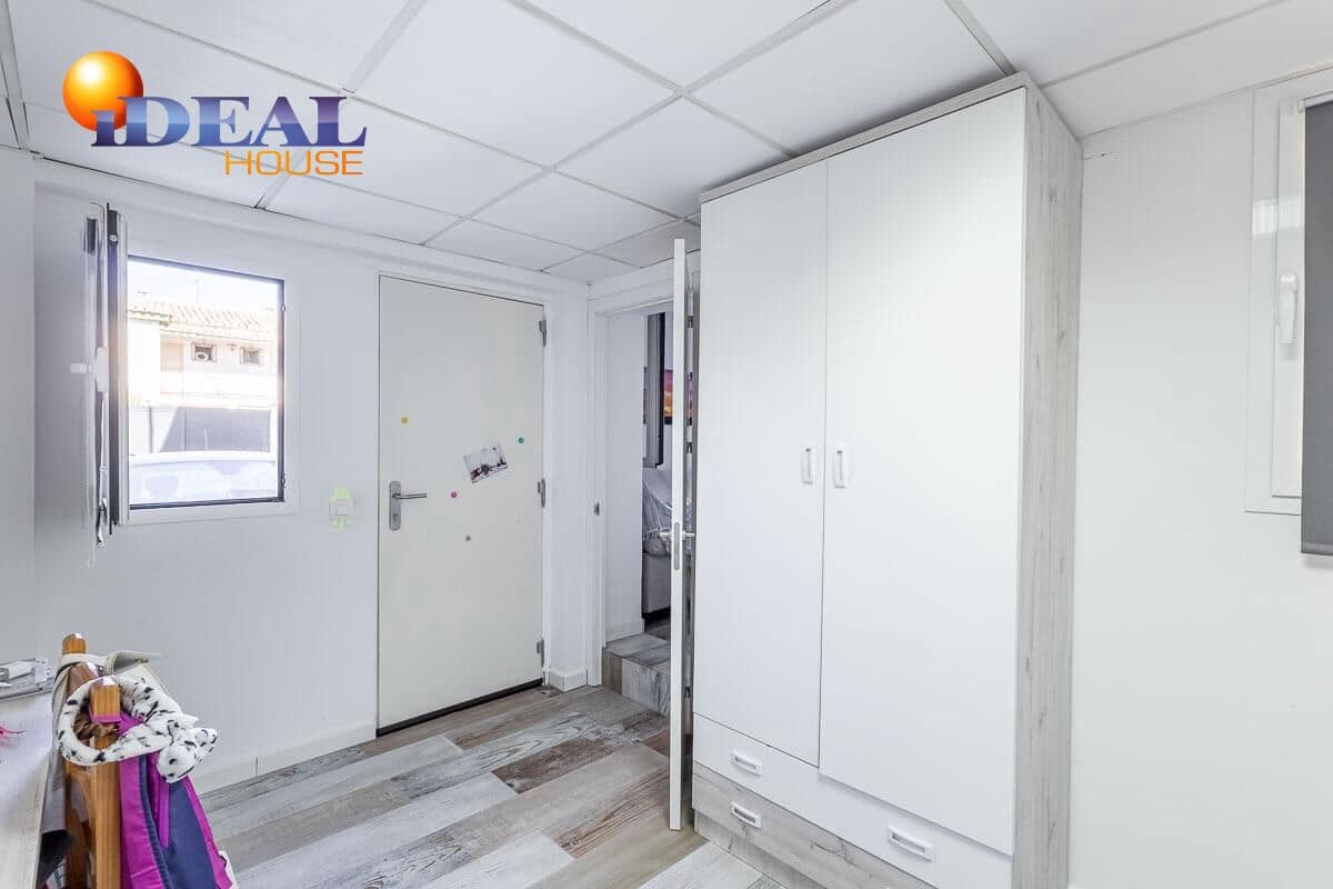 3 bedroom Terraced Villa for sale in Peligros - € 195,000 (Ref: 9434265)