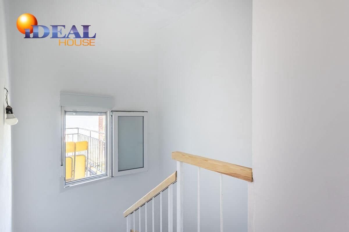 3 bedroom Terraced Villa for sale in Peligros - € 195,000 (Ref: 9434265)