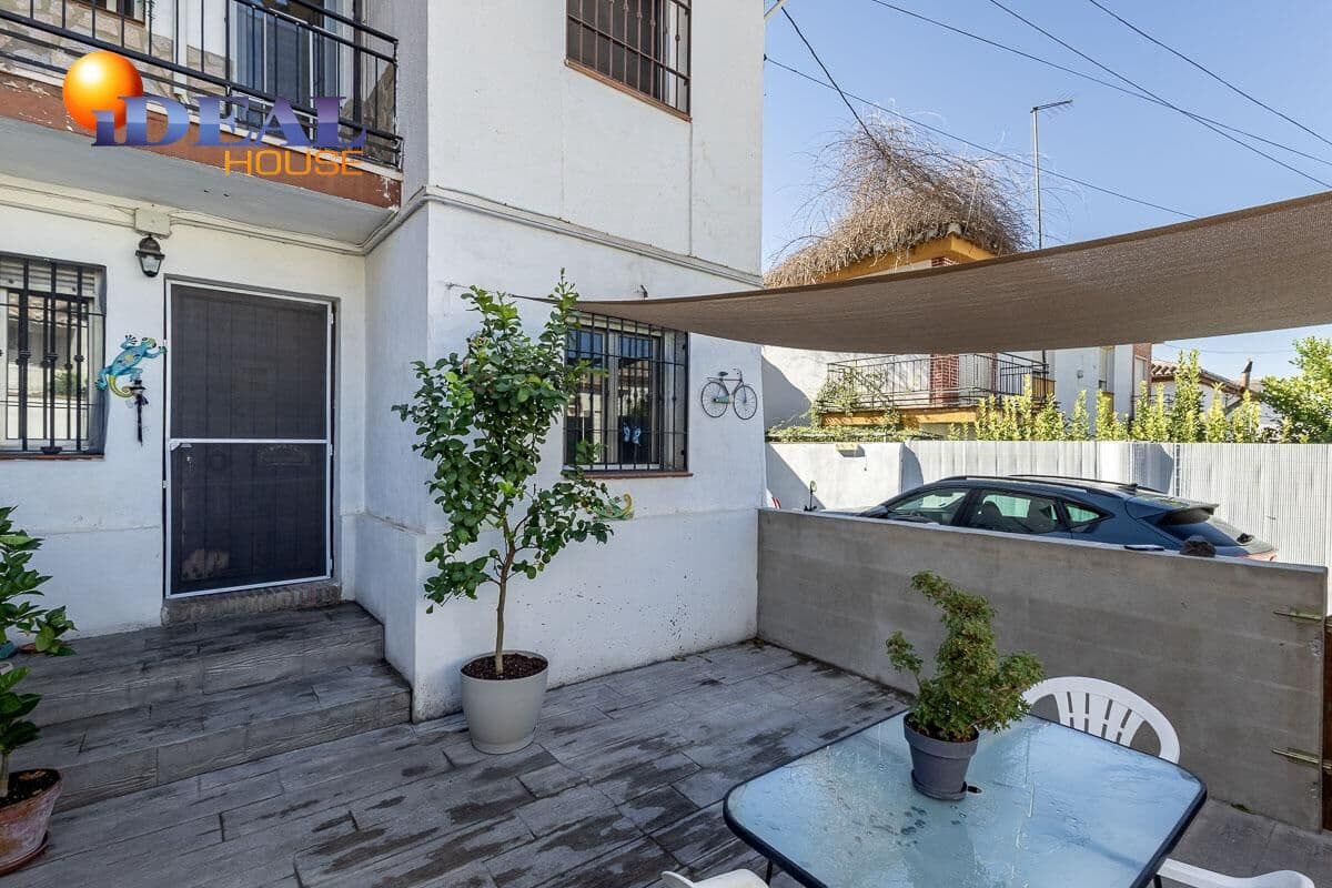 3 bedroom Terraced Villa for sale in Peligros - € 195,000 (Ref: 9434265)