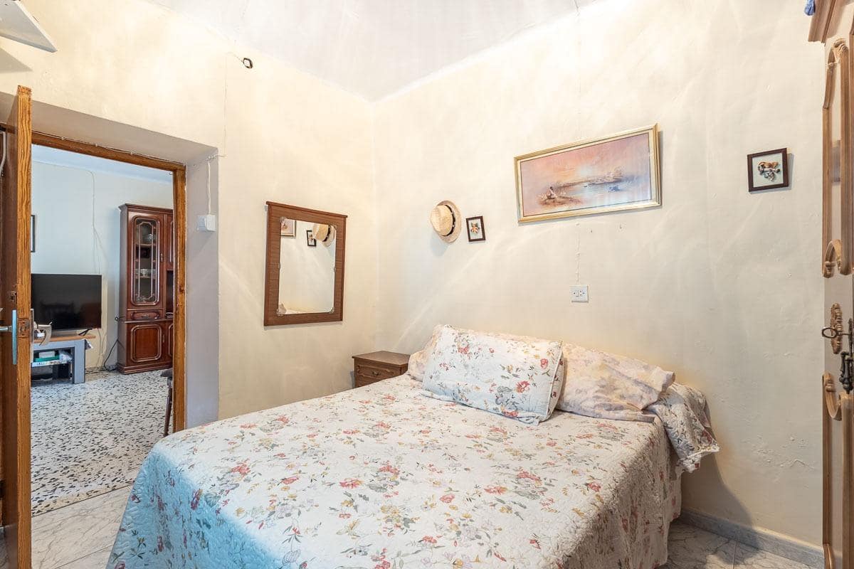 3 bedroom Townhouse for sale in Penuelas with garage - € 119,000 (Ref: 9434267)