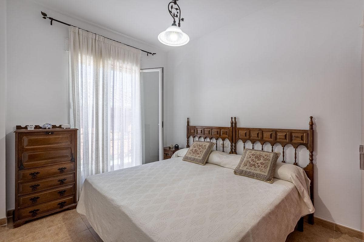 3 bedroom Townhouse for sale in Jatar with garage - € 159,000 (Ref: 9434268)