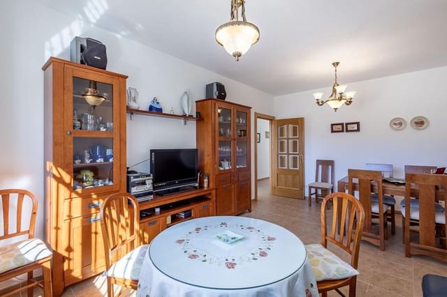 3 bedroom Townhouse for sale in Jatar with garage - € 159,000 (Ref: 9434268)