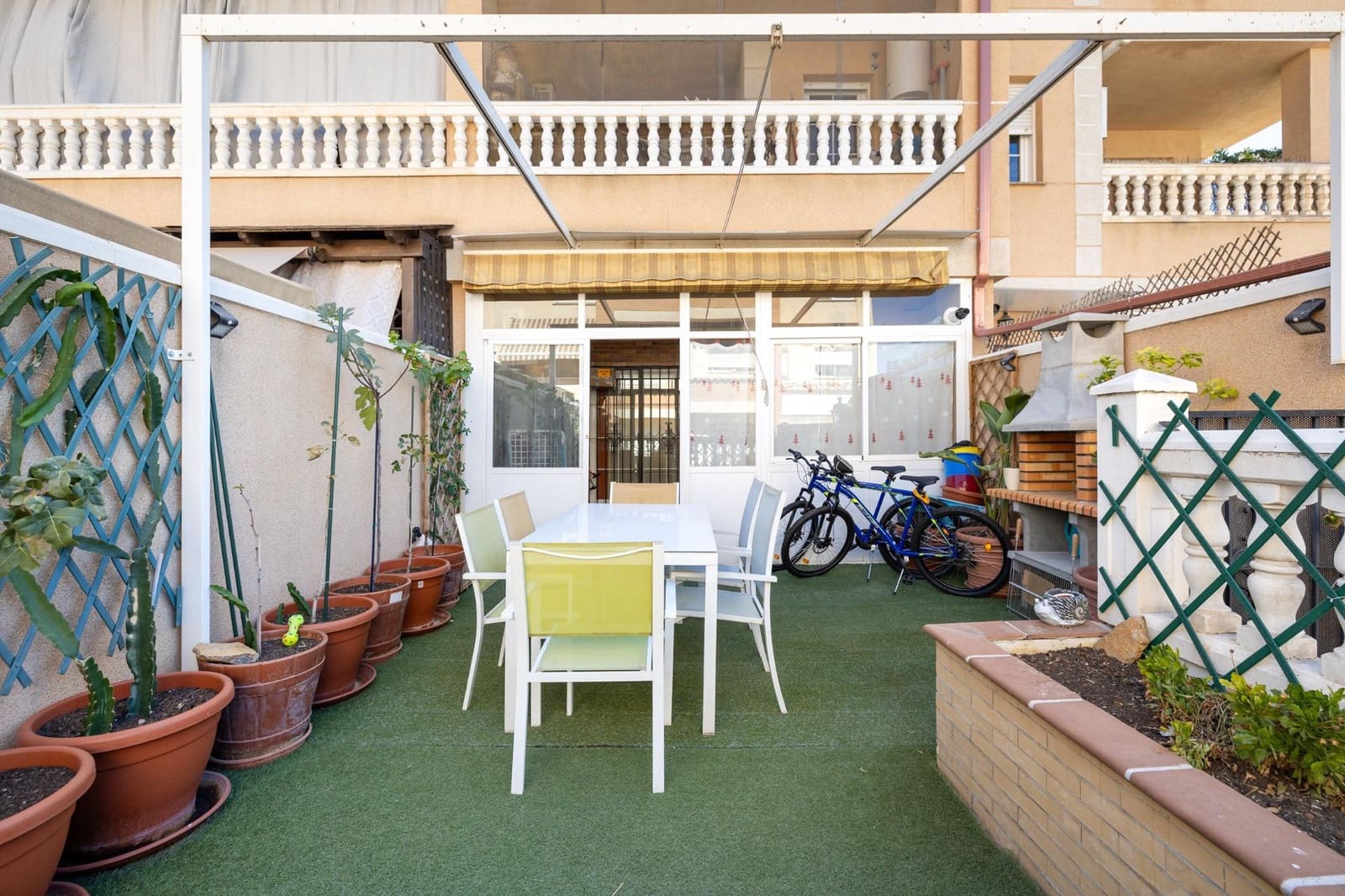 2 sovrum Lägenhet till salu i Las Gabias med garage - 169 900 € (Ref: 9434269)