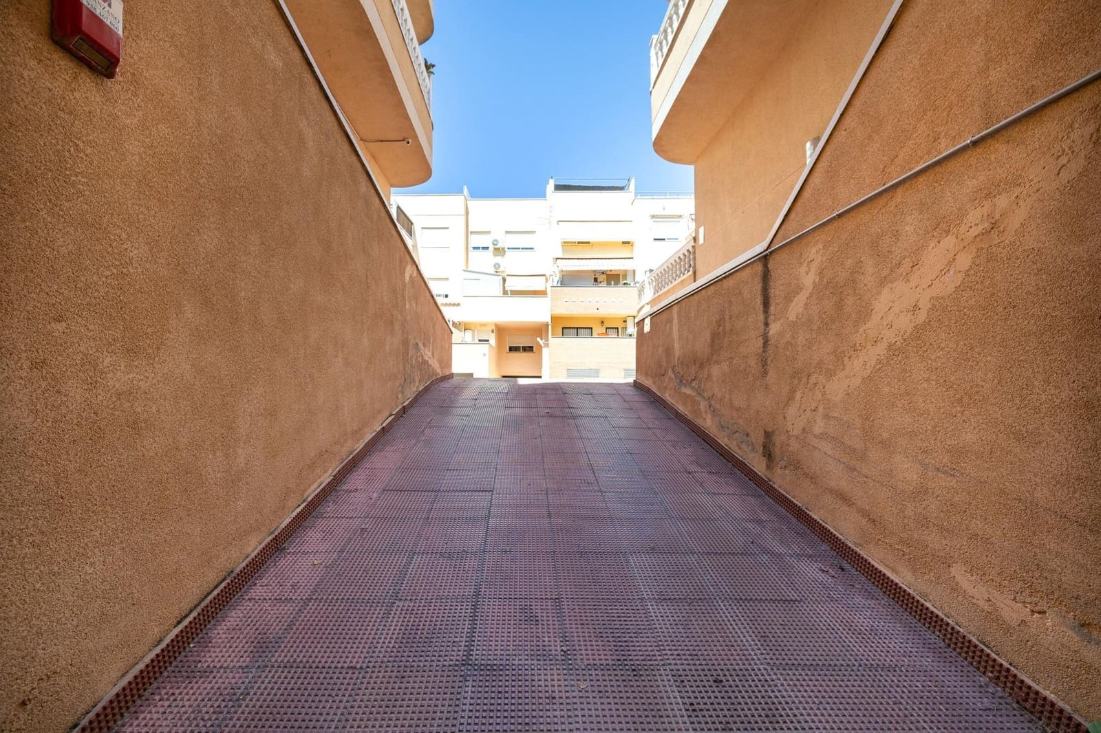 2 sovrum Lägenhet till salu i Las Gabias med garage - 169 900 € (Ref: 9434269)