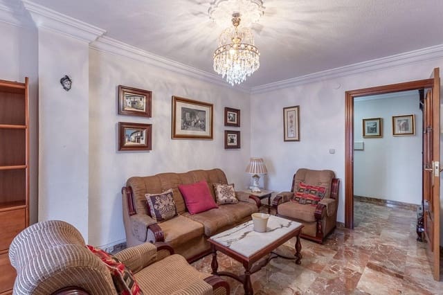 4 makuuhuone Asunto myytävänä paikassa Pajaritos - Plaza de Toros, Granada kaupunki mukana 
autotalli - 389 000 € (Ref: 9434272)