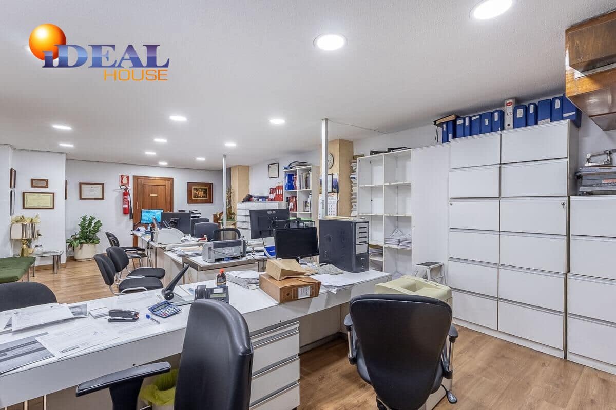Commercial for sale in Granada city - € 490,000 (Ref: 9434273)