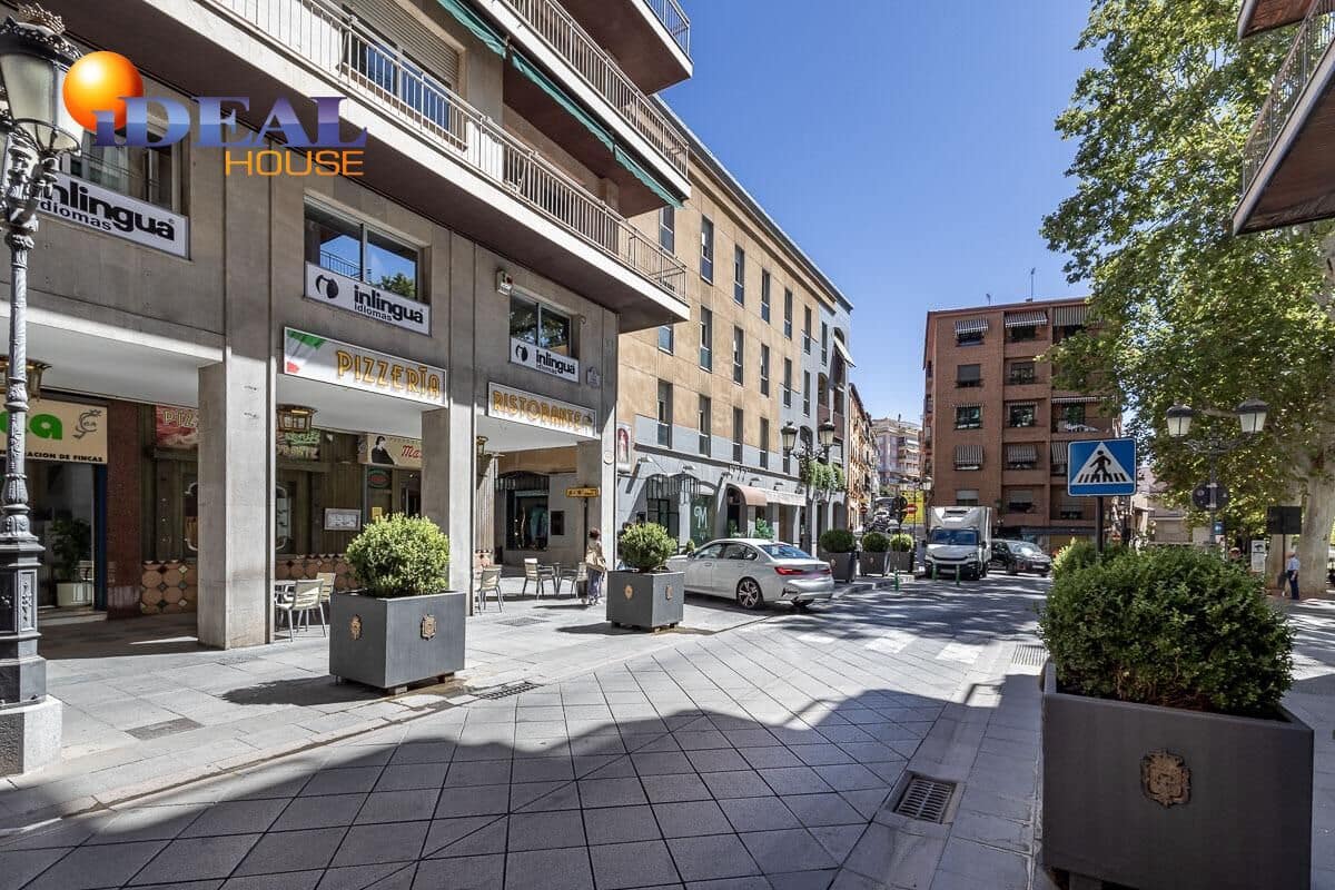 Commercial for sale in Granada city - € 490,000 (Ref: 9434273)