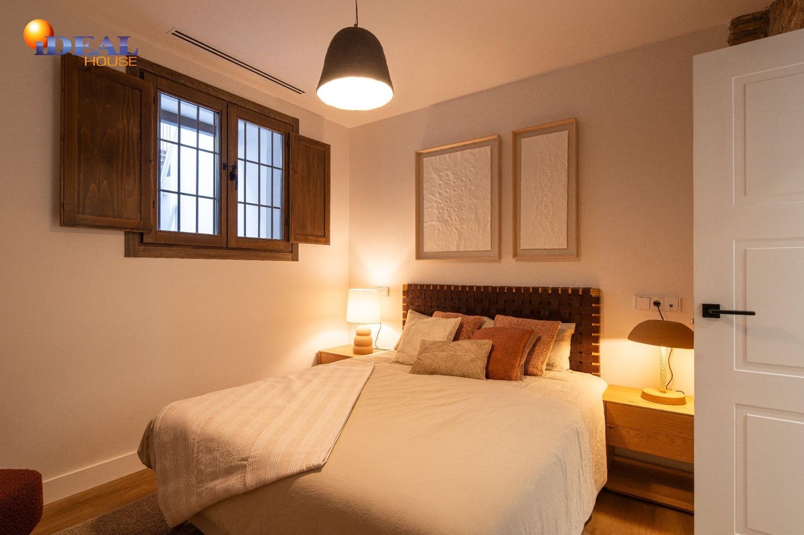 2 sovrum Lägenhet till salu i Granada stad - 265 000 € (Ref: 9434274)