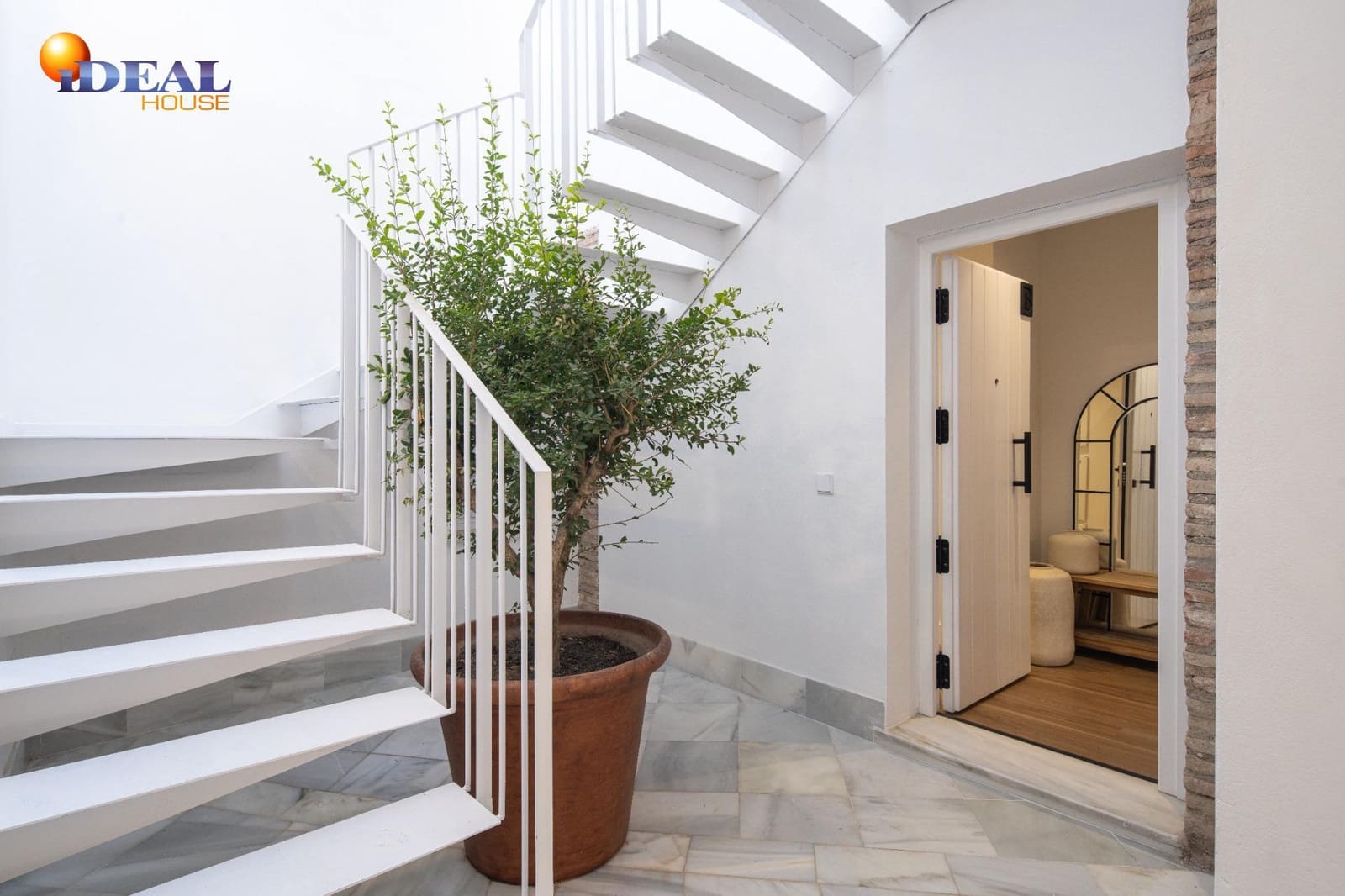 2 sovrum Lägenhet till salu i Granada stad - 265 000 € (Ref: 9434274)