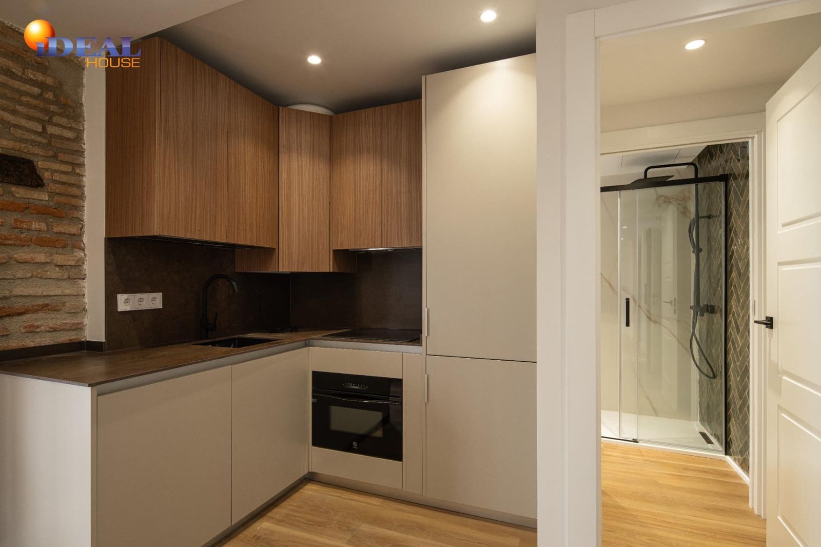 1 bedroom Flat for sale in Granada city - € 233,000 (Ref: 9434276)