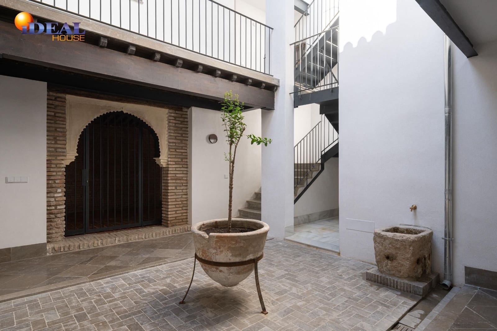 1 bedroom Flat for sale in Granada city - € 233,000 (Ref: 9434276)