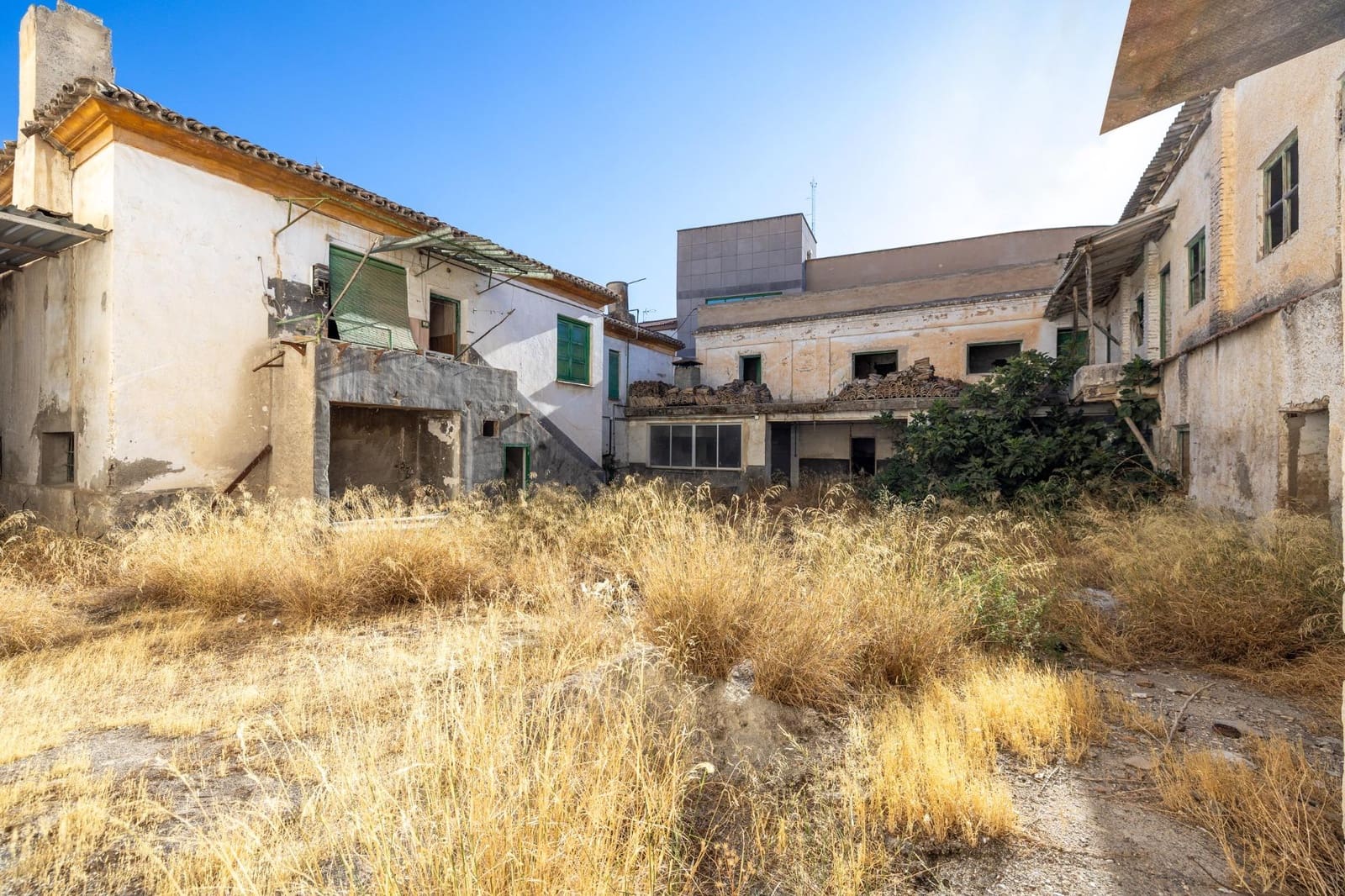 4 chambre Local Commercial à vendre à Fuente Vaqueros - 200 000 € (Ref: 9434278)