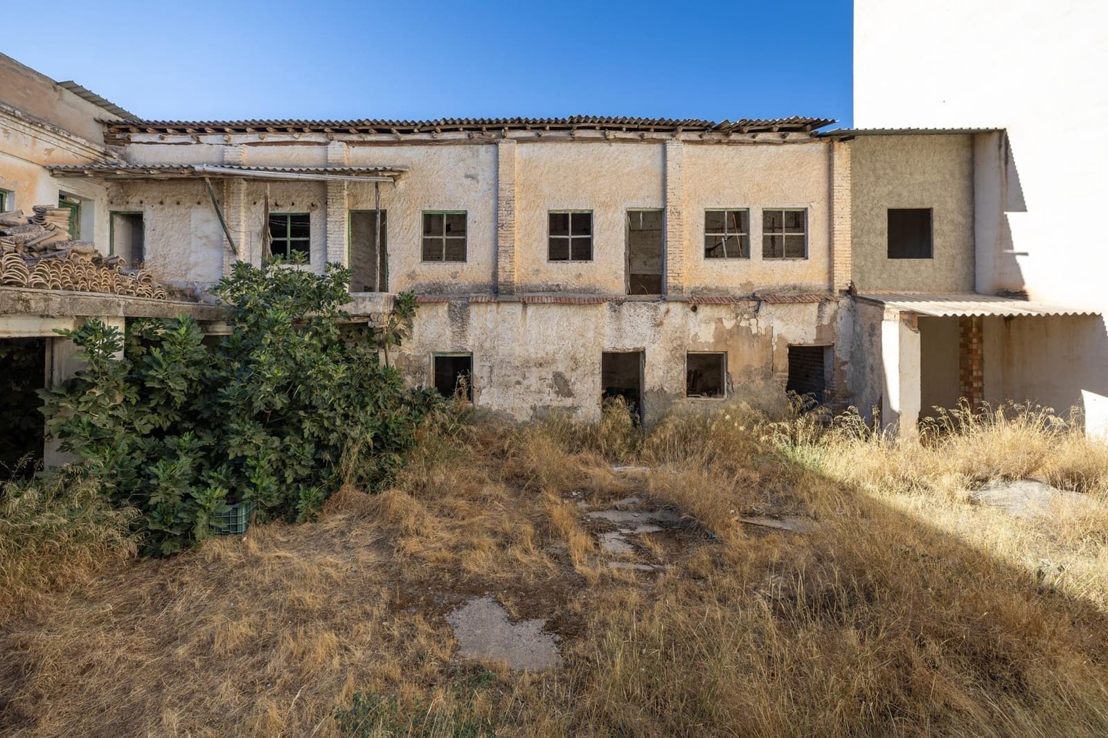 4 chambre Local Commercial à vendre à Fuente Vaqueros - 200 000 € (Ref: 9434278)