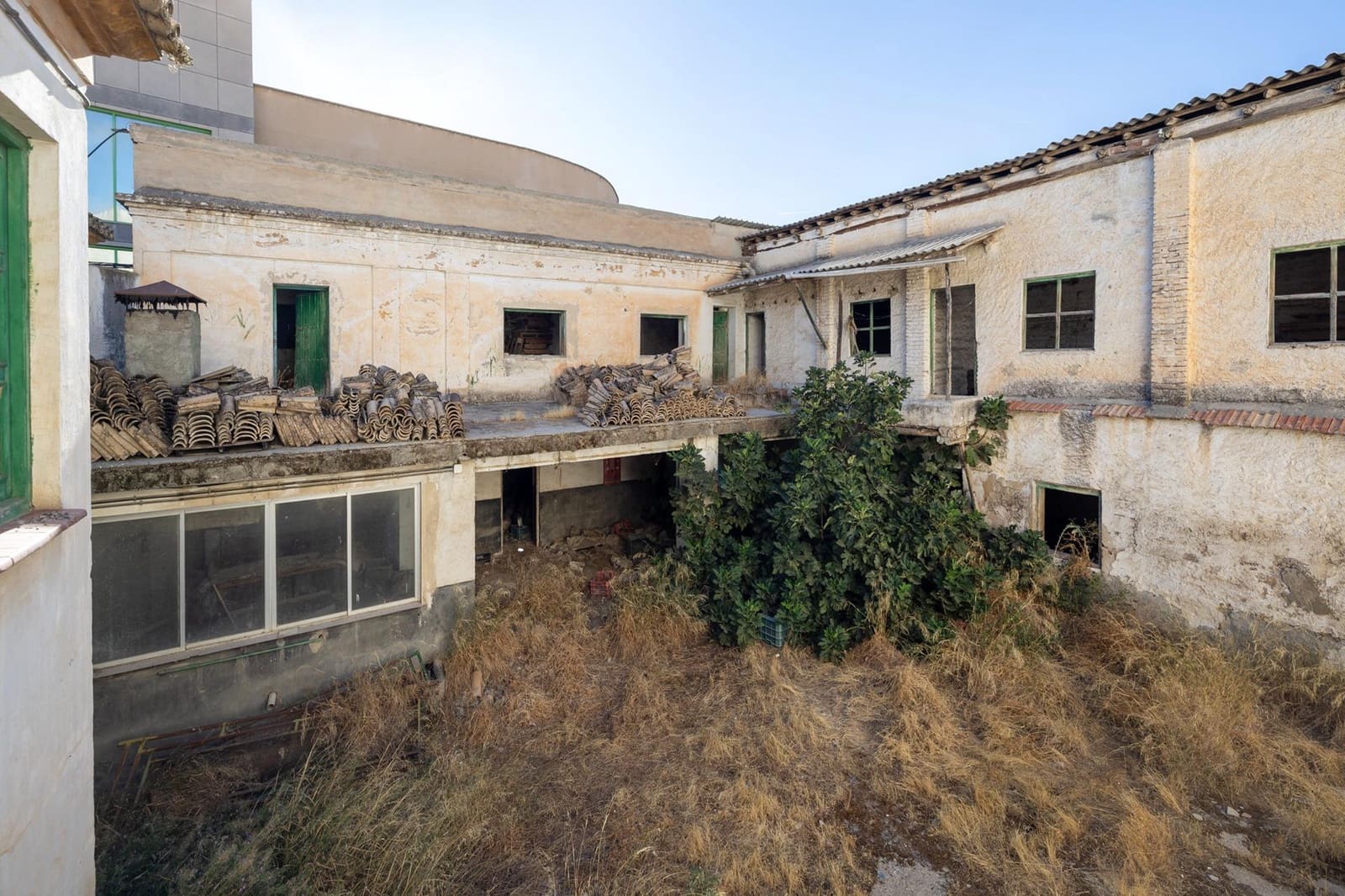 4 chambre Local Commercial à vendre à Fuente Vaqueros - 200 000 € (Ref: 9434278)