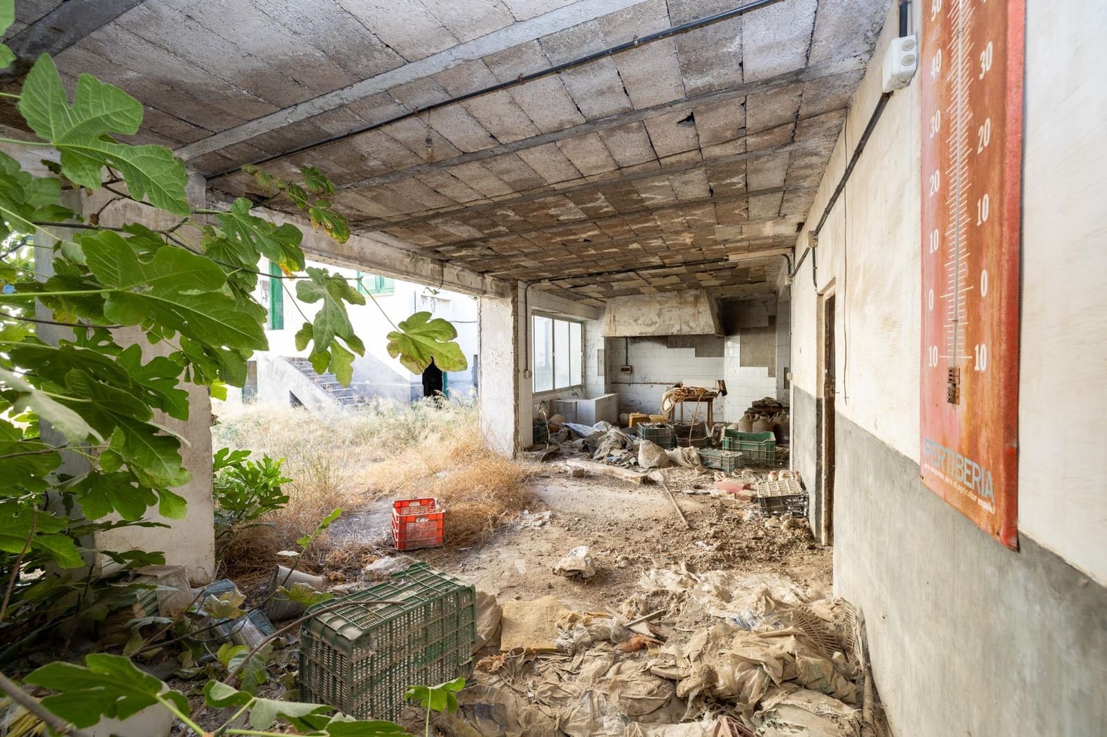 4 chambre Local Commercial à vendre à Fuente Vaqueros - 200 000 € (Ref: 9434278)