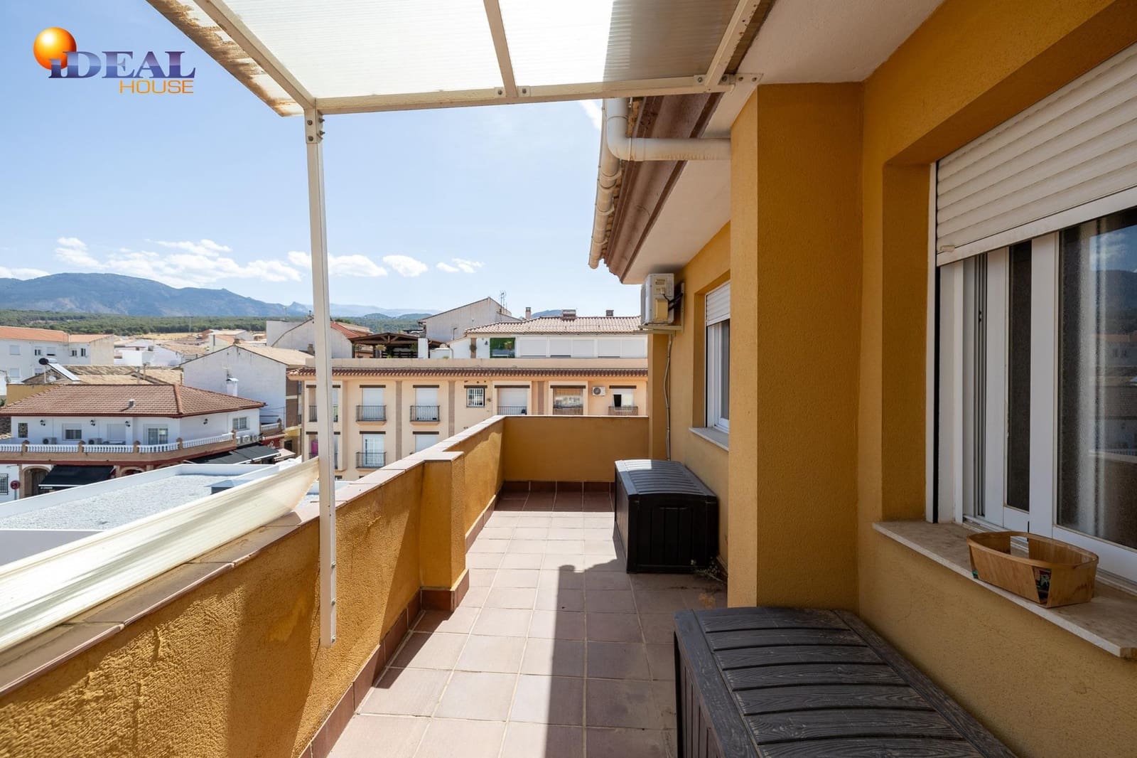 1 sovrum Takvåning till salu i La Zubia med garage - 159 000 € (Ref: 9434283)