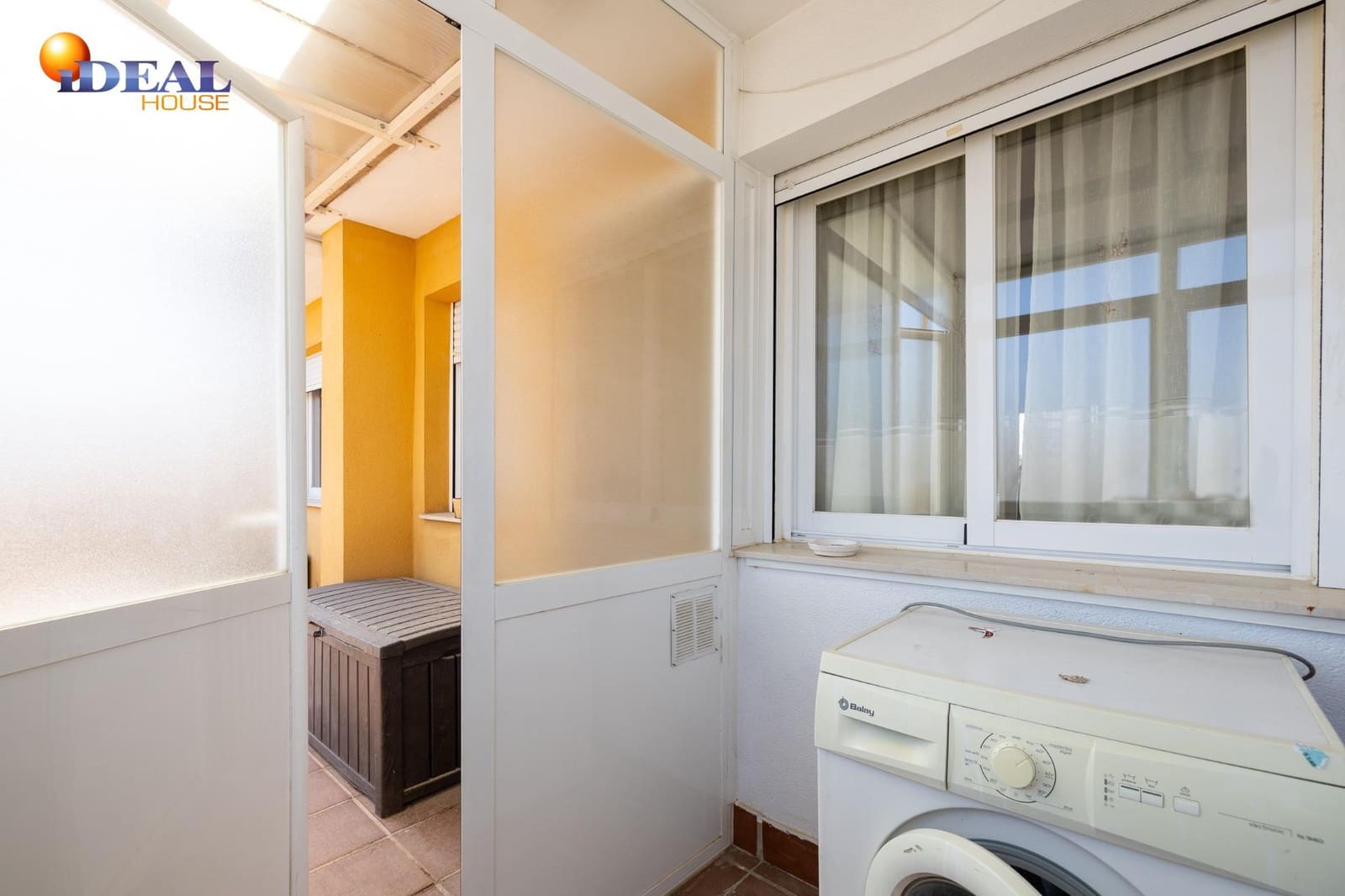 1 sovrum Takvåning till salu i La Zubia med garage - 159 000 € (Ref: 9434283)