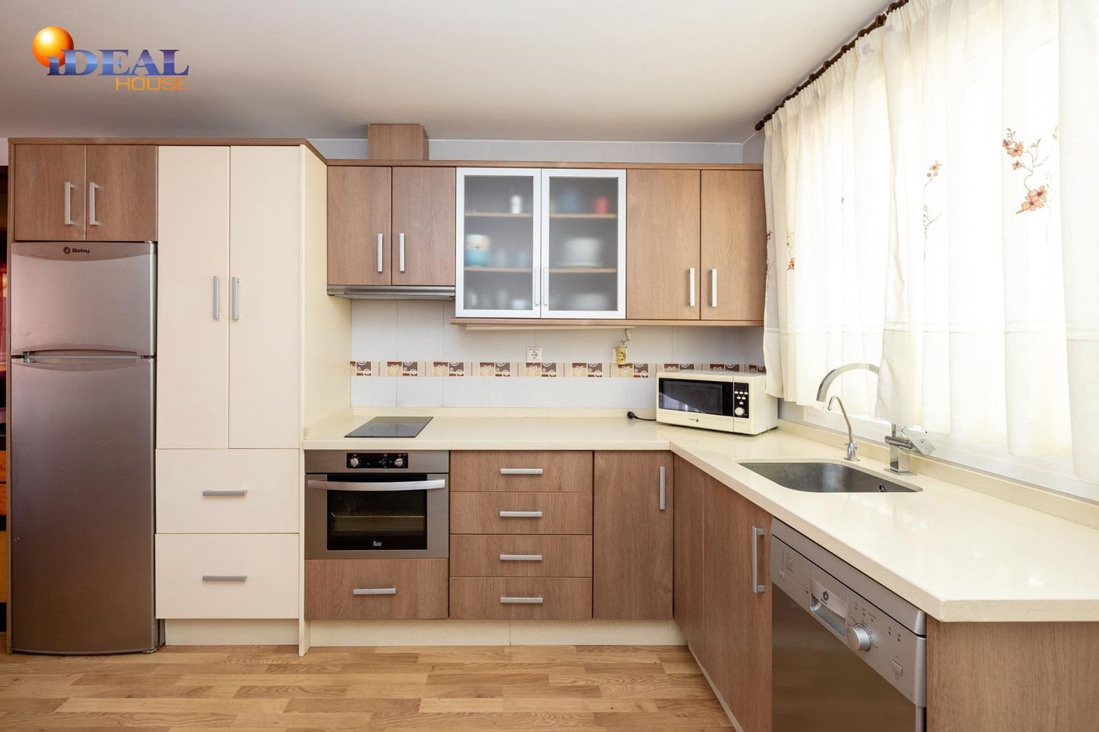 1 sovrum Takvåning till salu i La Zubia med garage - 159 000 € (Ref: 9434283)