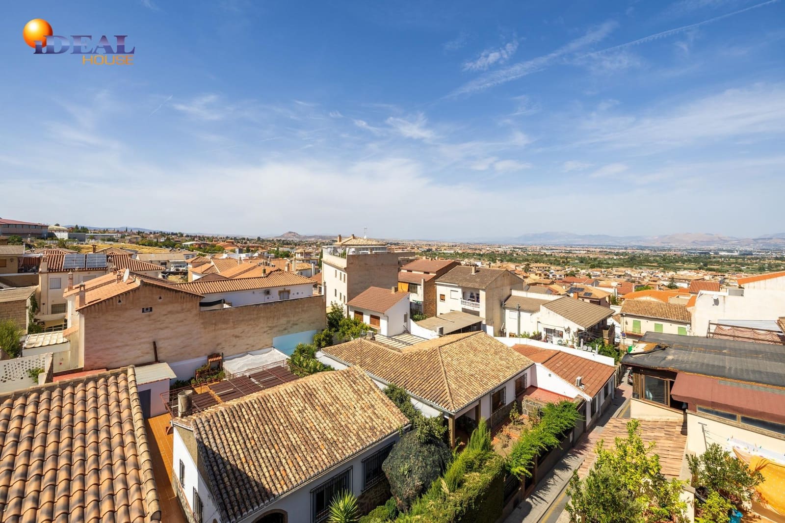 1 sovrum Takvåning till salu i La Zubia med garage - 159 000 € (Ref: 9434283)