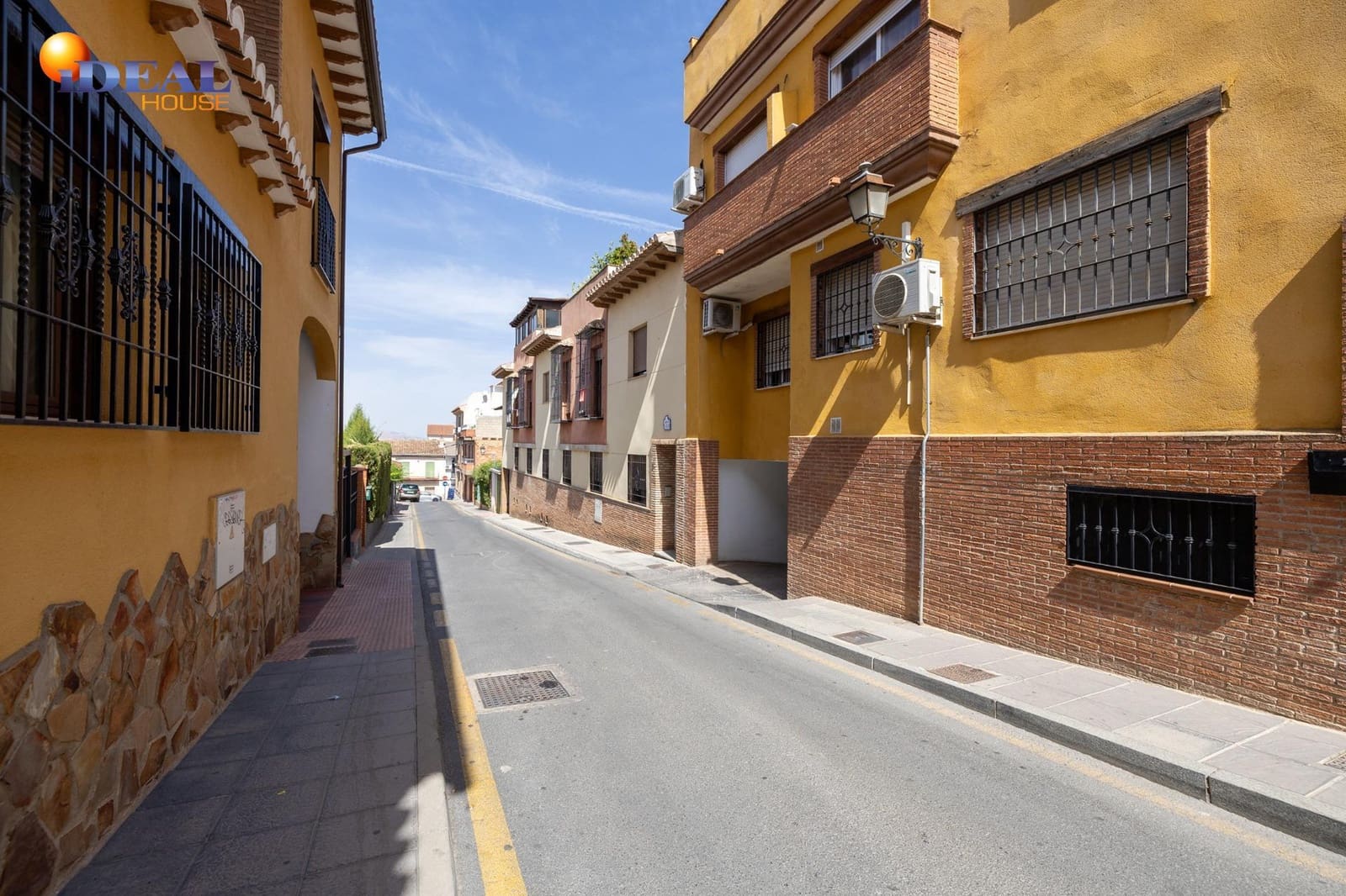 1 sovrum Takvåning till salu i La Zubia med garage - 159 000 € (Ref: 9434283)