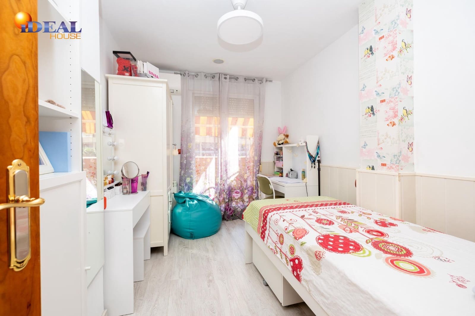 3 makuuhuone Omakotitalo myytävänä paikassa Maracena mukana 
autotalli - 270 000 € (Ref: 9434286)