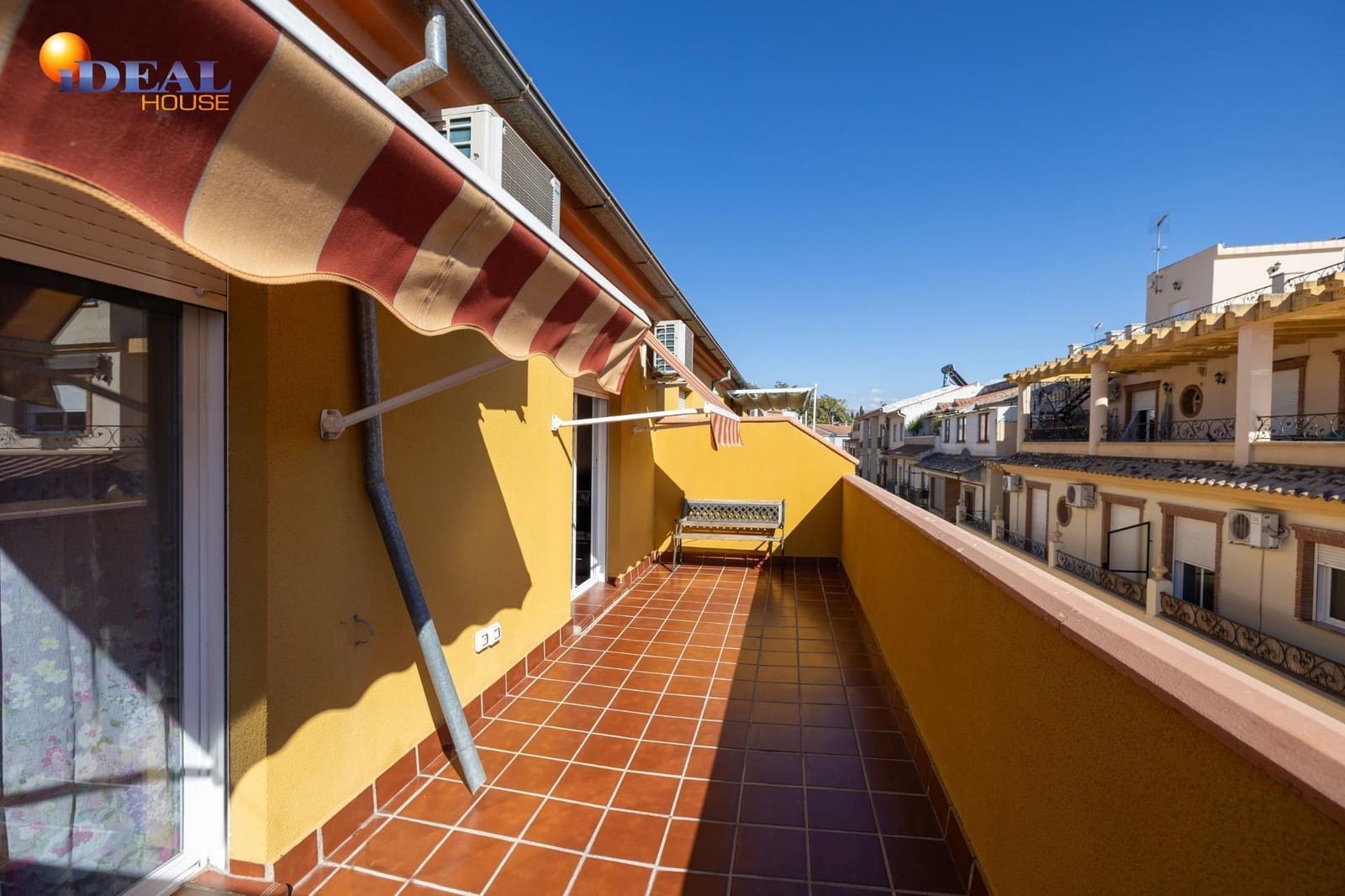 3 makuuhuone Omakotitalo myytävänä paikassa Maracena mukana 
autotalli - 270 000 € (Ref: 9434286)