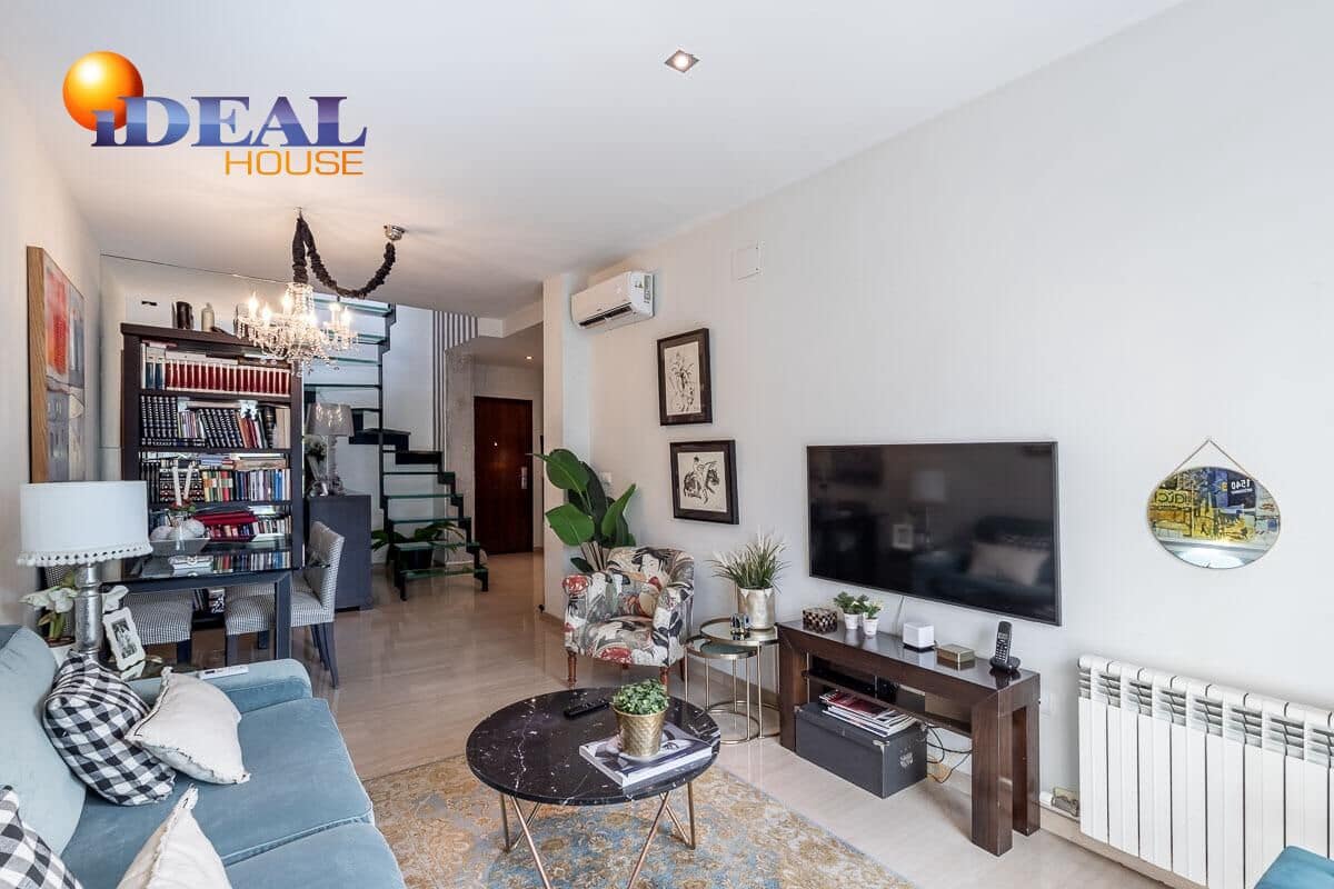 3 makuuhuone Huoneisto myytävänä paikassa Granada kaupunki mukana 
autotalli - 530 000 € (Ref: 9434287)