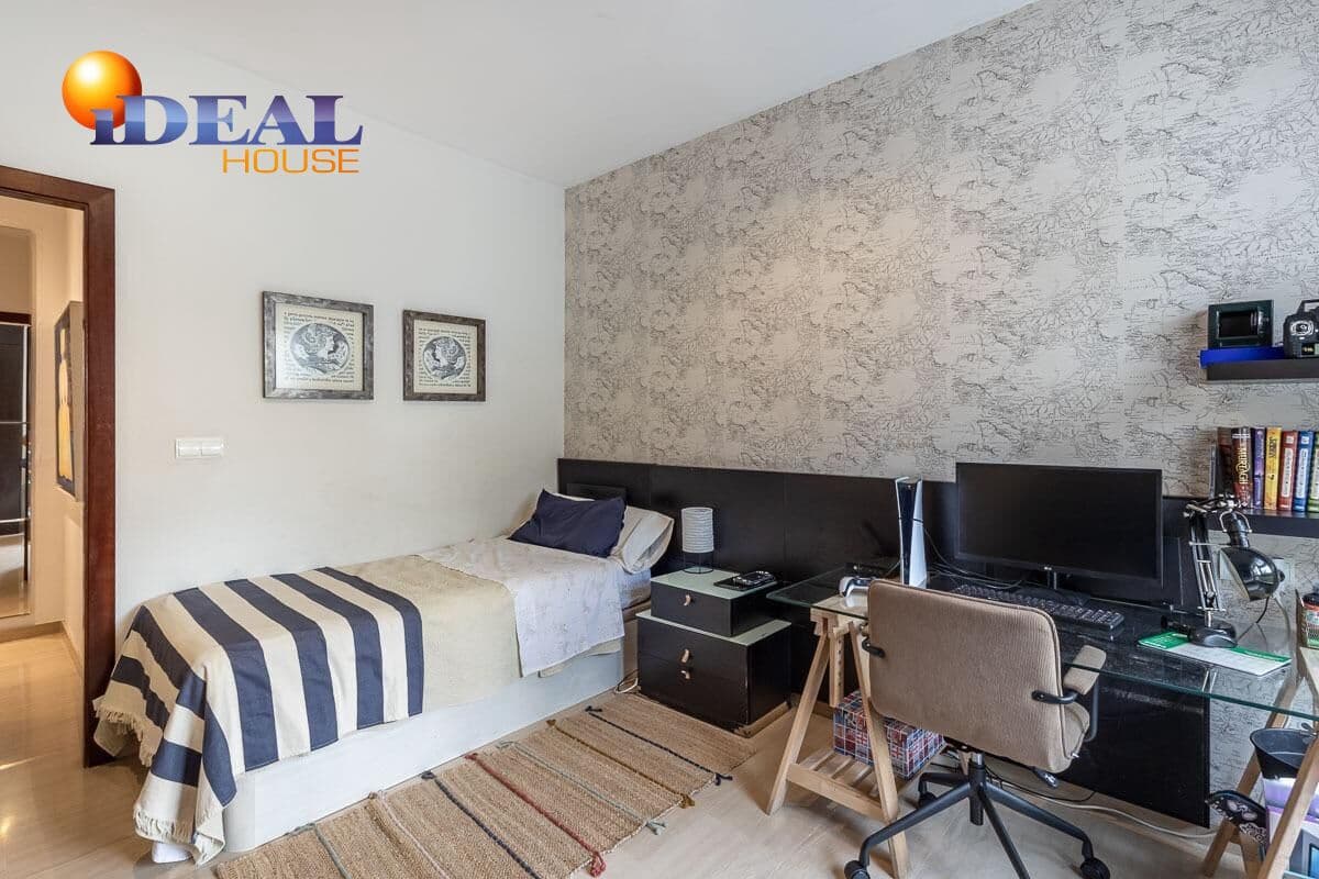 3 makuuhuone Huoneisto myytävänä paikassa Granada kaupunki mukana 
autotalli - 530 000 € (Ref: 9434287)