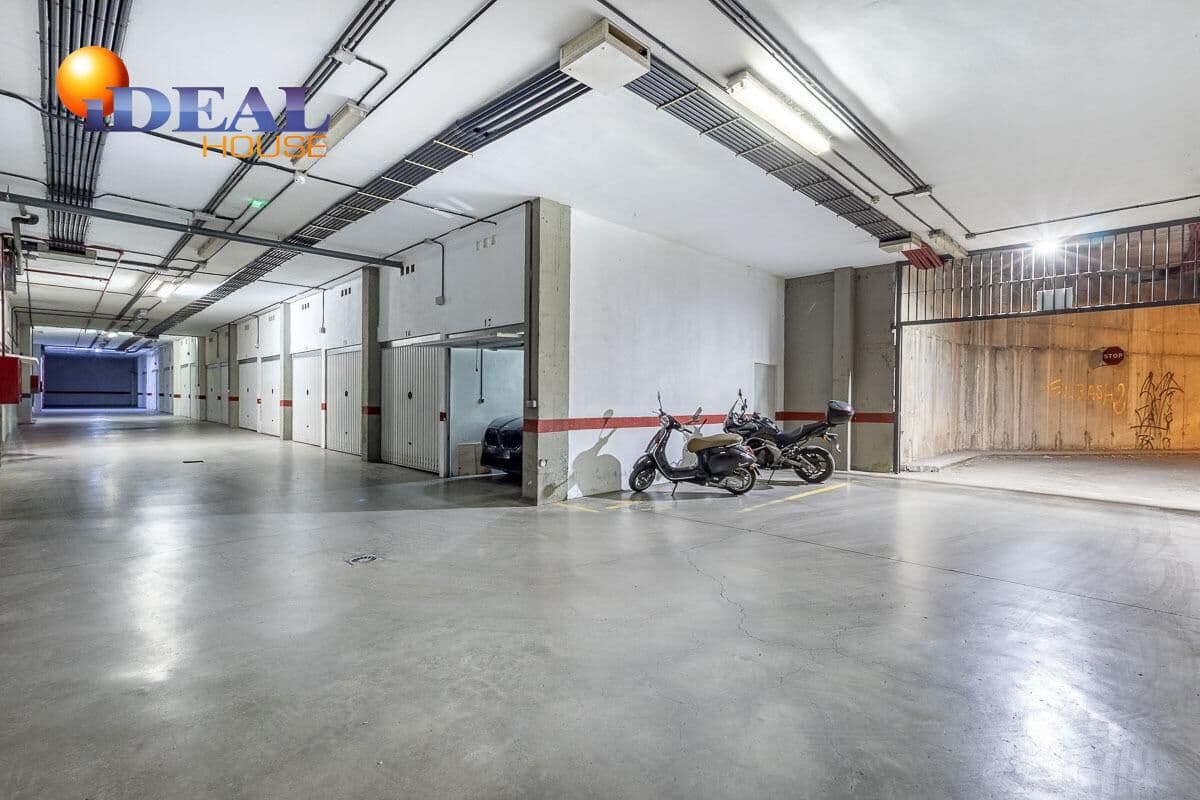 3 makuuhuone Huoneisto myytävänä paikassa Granada kaupunki mukana 
autotalli - 530 000 € (Ref: 9434287)