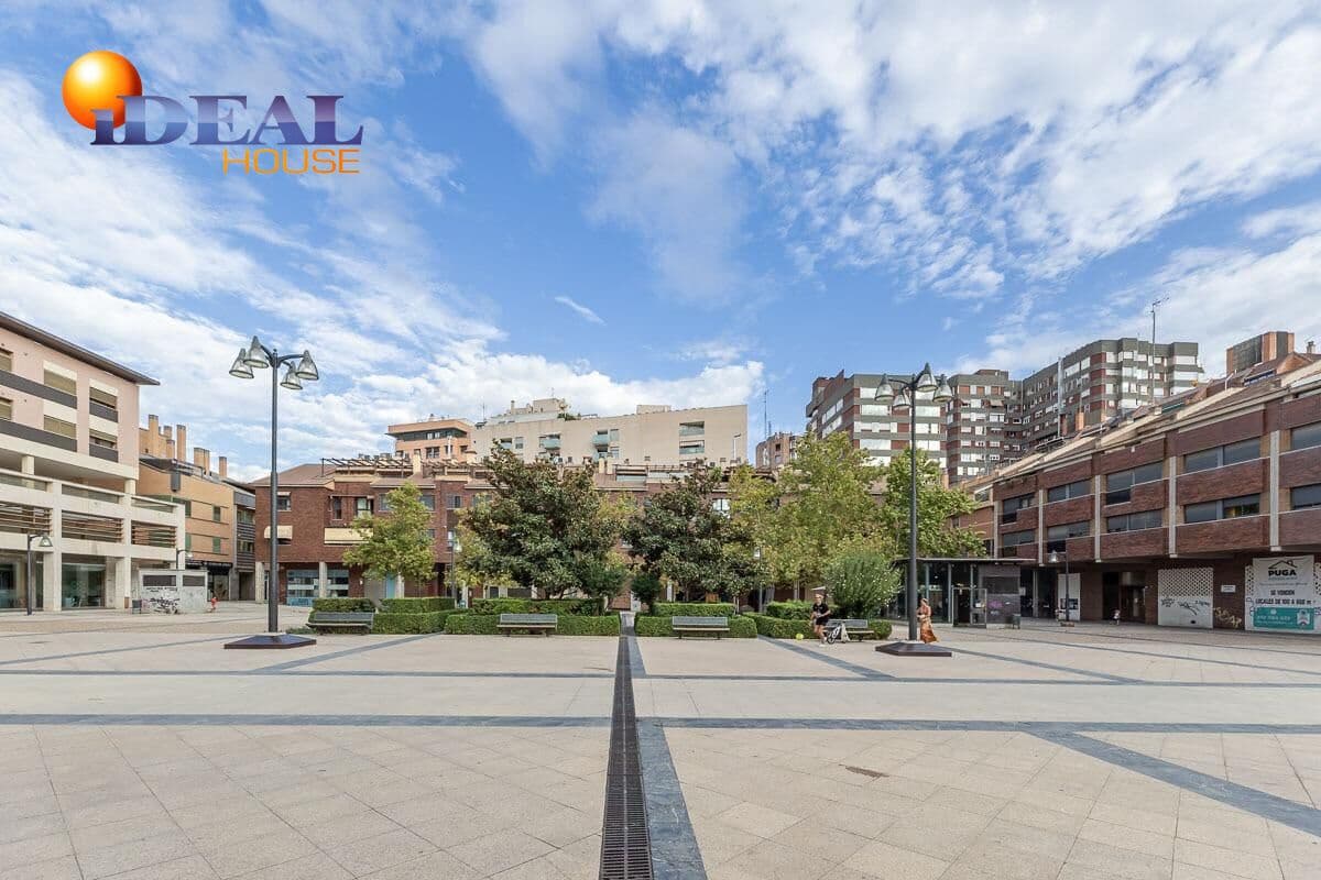 3 makuuhuone Huoneisto myytävänä paikassa Granada kaupunki mukana 
autotalli - 530 000 € (Ref: 9434287)