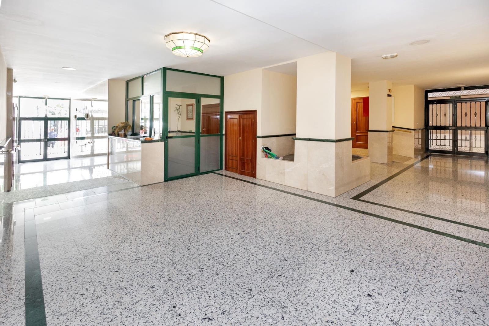 3 sypialnia Mieszkanie na sprzedaż w Miasto Grenada - 298 000 € (Ref: 9434288)