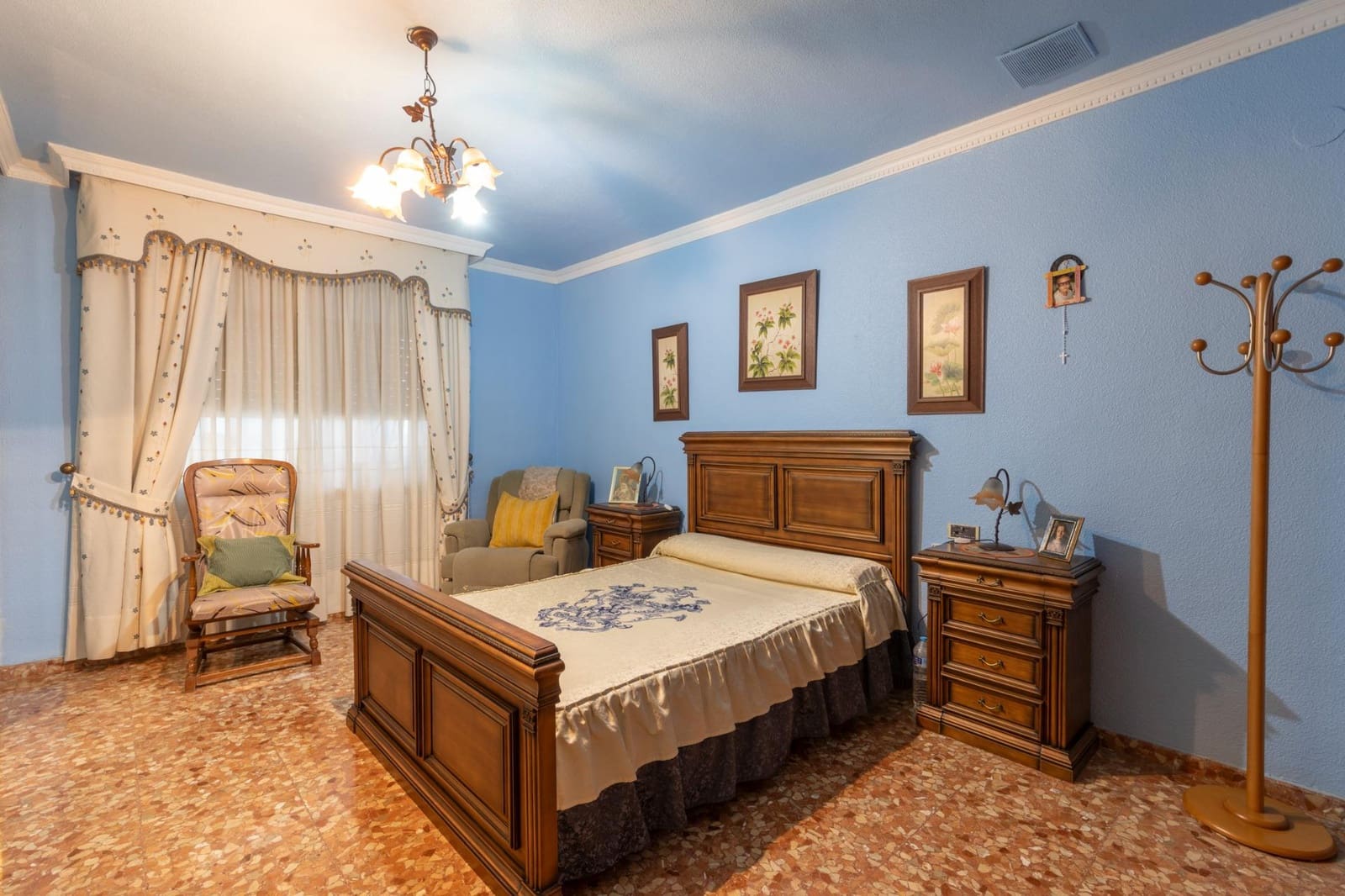 5 bedroom Terraced Villa for sale in Alcala la Real - € 330,000 (Ref: 9434289)