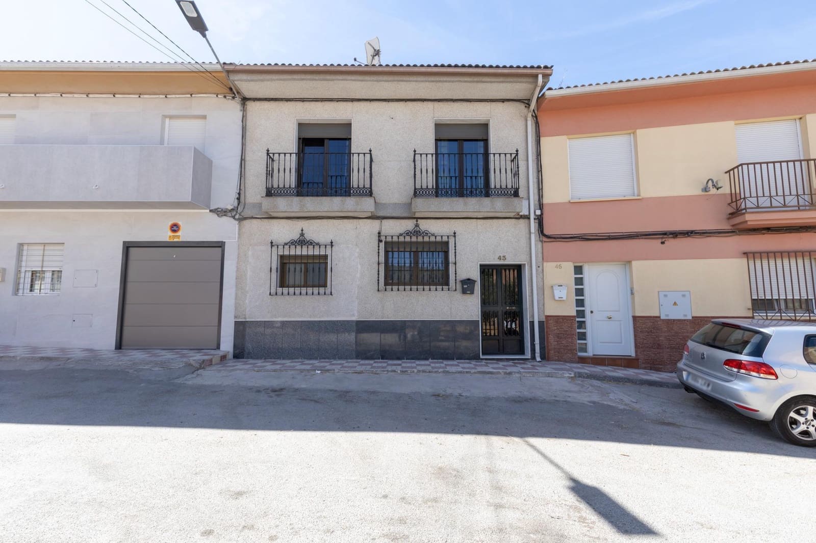5 bedroom Terraced Villa for sale in Alcala la Real - € 330,000 (Ref: 9434289)