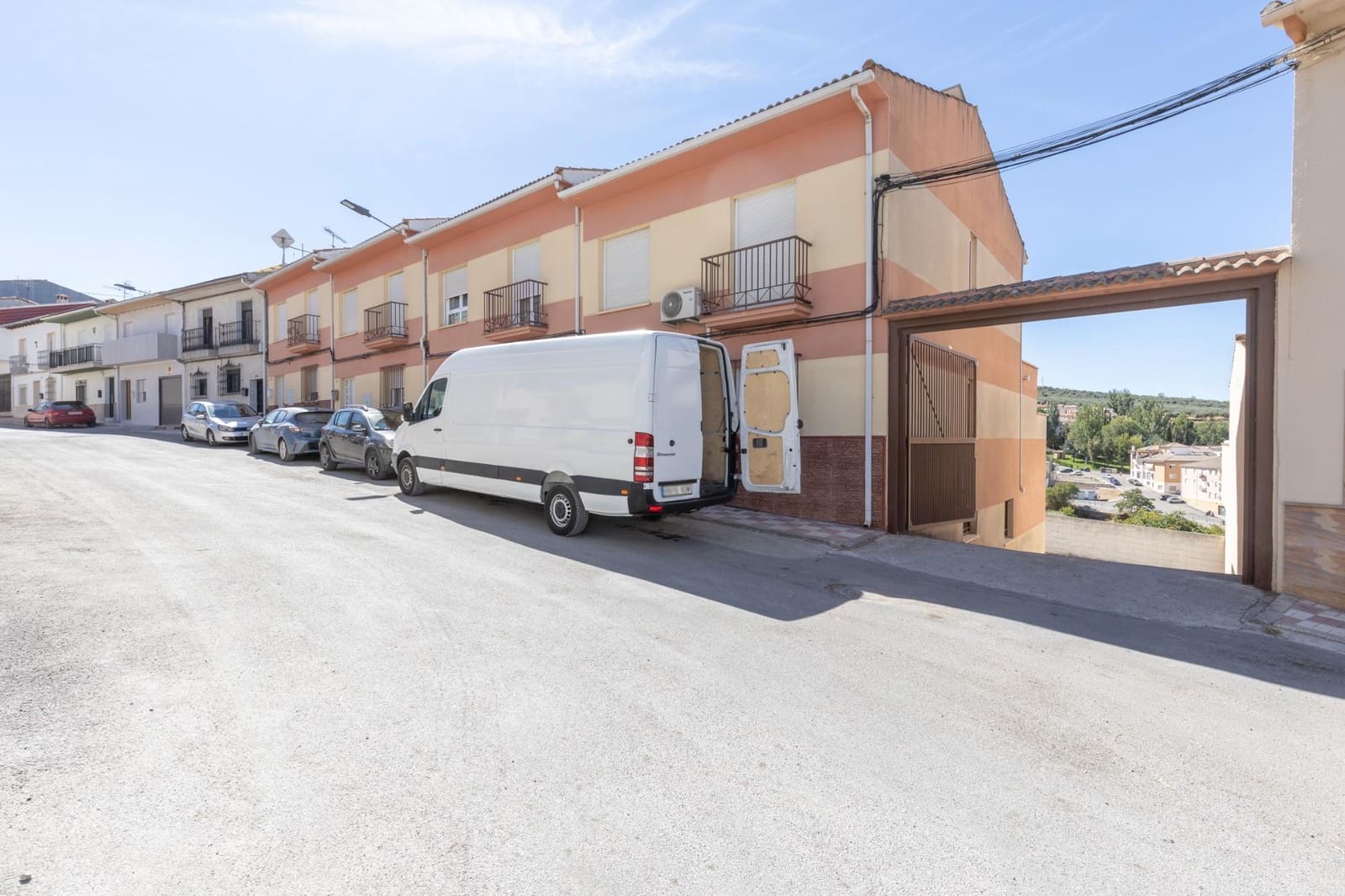 5 bedroom Terraced Villa for sale in Alcala la Real - € 330,000 (Ref: 9434289)