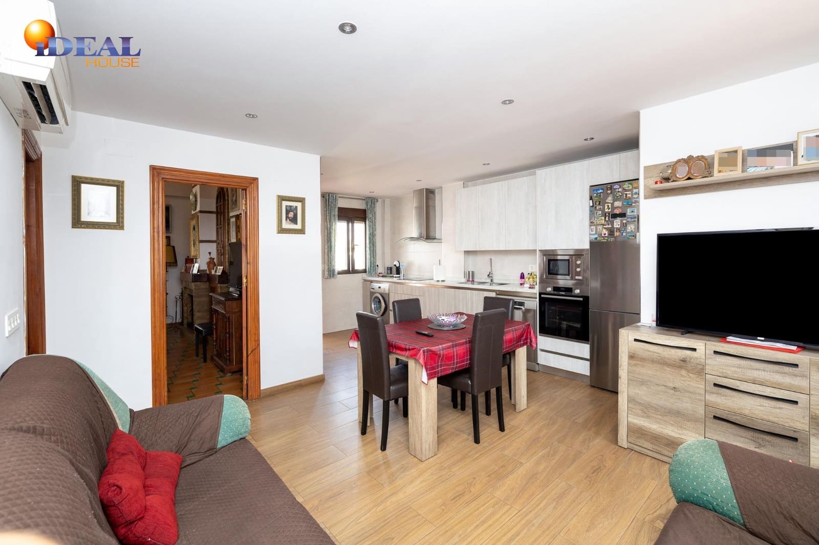 5 bedroom Villa for sale in Ogijares - € 429,900 (Ref: 9434292)