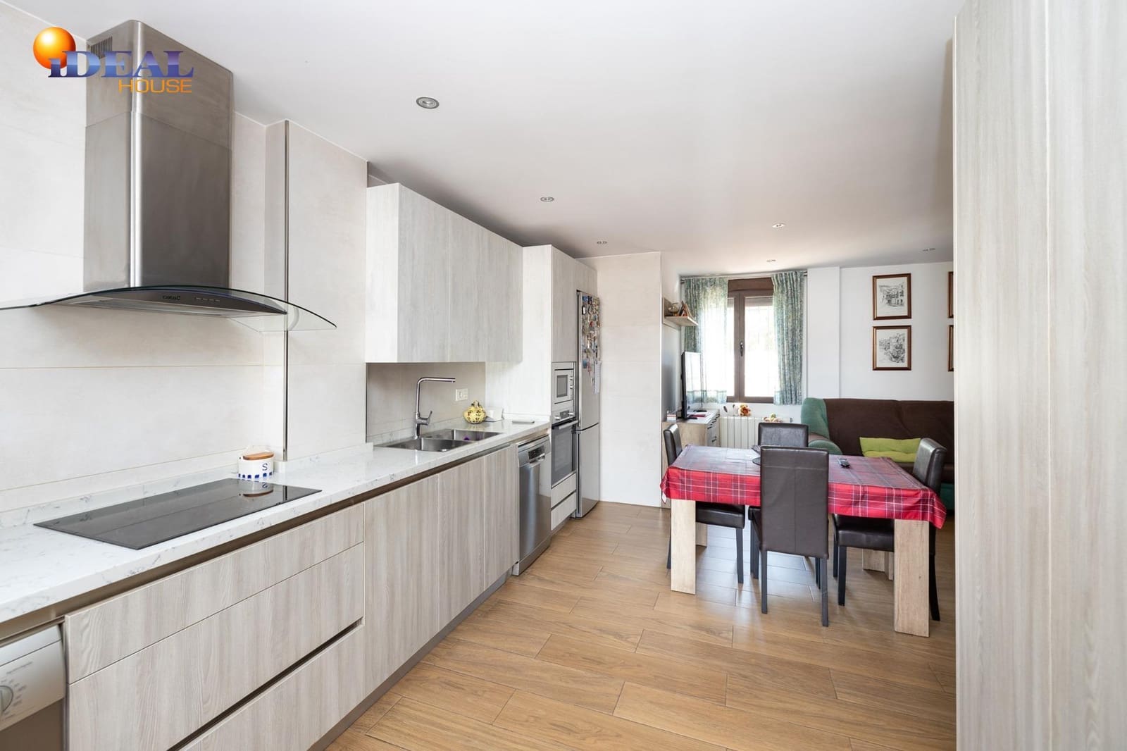 5 bedroom Villa for sale in Ogijares - € 429,900 (Ref: 9434292)