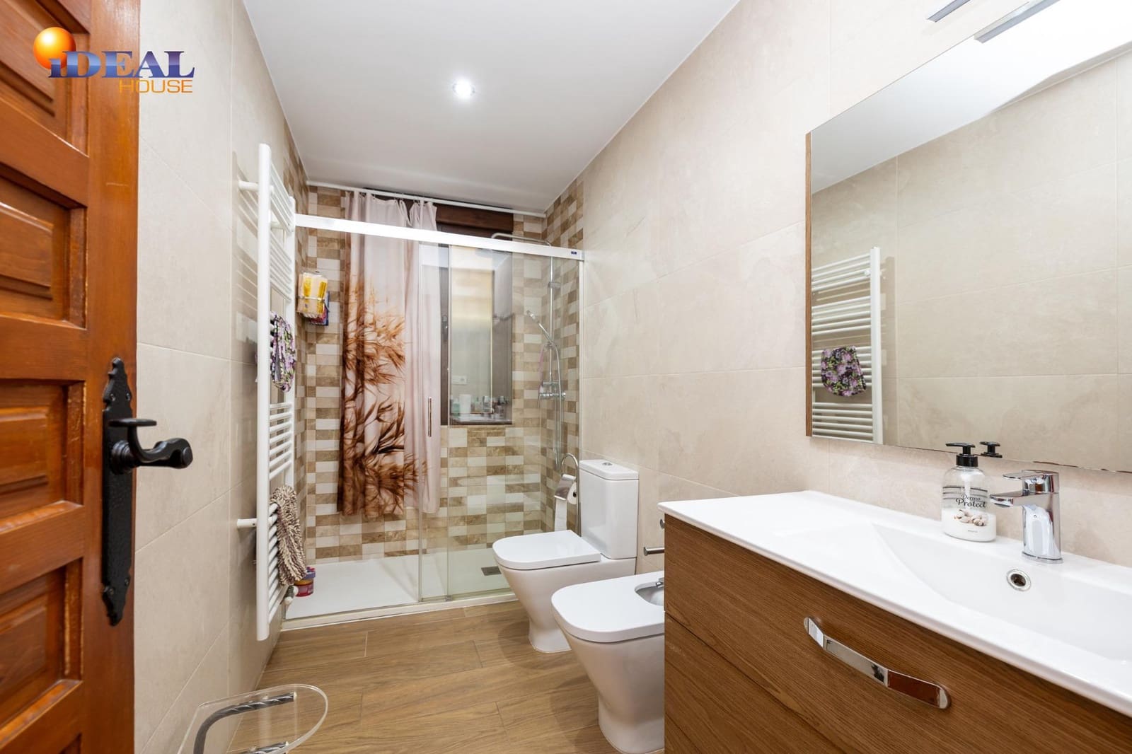 5 bedroom Villa for sale in Ogijares - € 429,900 (Ref: 9434292)