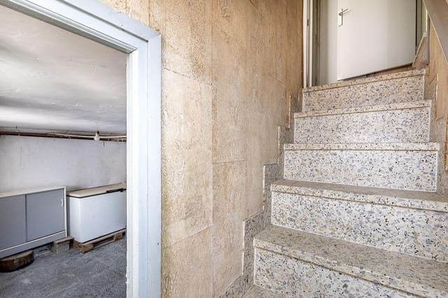 Casa de 5 habitaciones en Güéjar Sierra en venta - 79.500 € (Ref: 9434300)