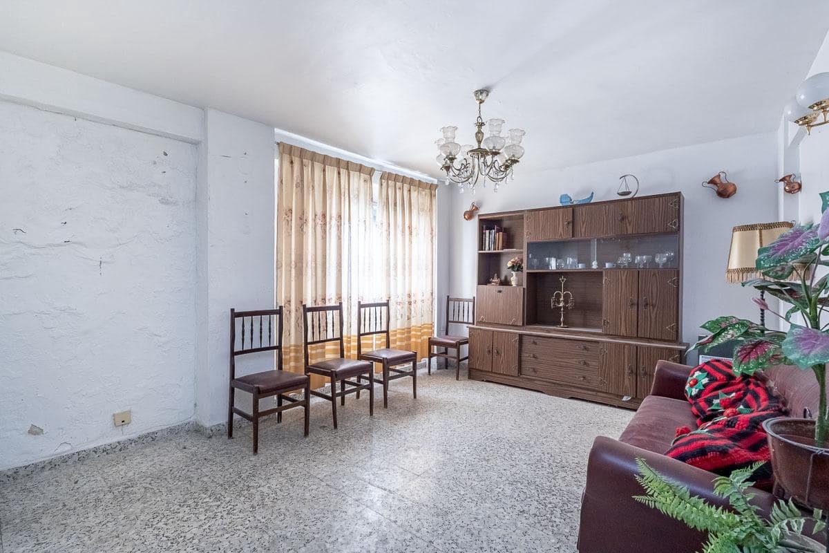 Casa de 5 habitaciones en Güéjar Sierra en venta - 79.500 € (Ref: 9434300)