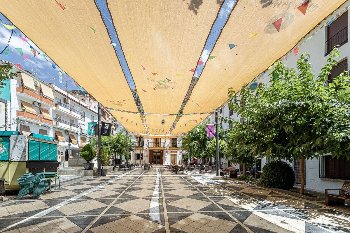 Casa de 5 habitaciones en Güéjar Sierra en venta - 79.500 € (Ref: 9434300)