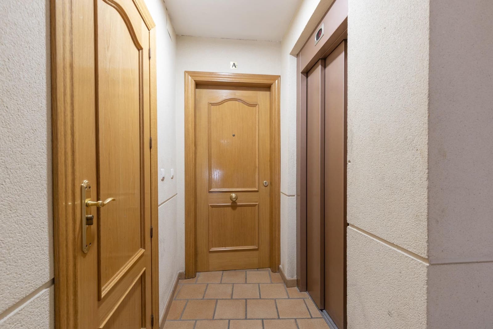 2 bedroom Flat for sale in Cullar Vega - € 120,000 (Ref: 9434301)