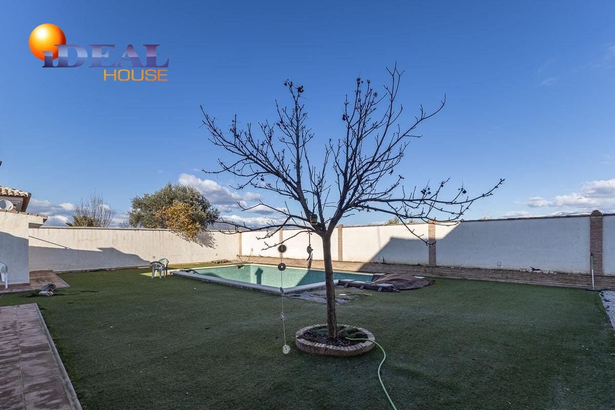 4 chambre Villa/Maison à vendre à Atarfe avec piscine garage - 395 000 € (Ref: 9434303)