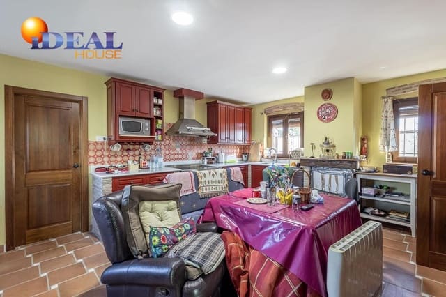 4 chambre Villa/Maison à vendre à Atarfe avec piscine garage - 395 000 € (Ref: 9434303)