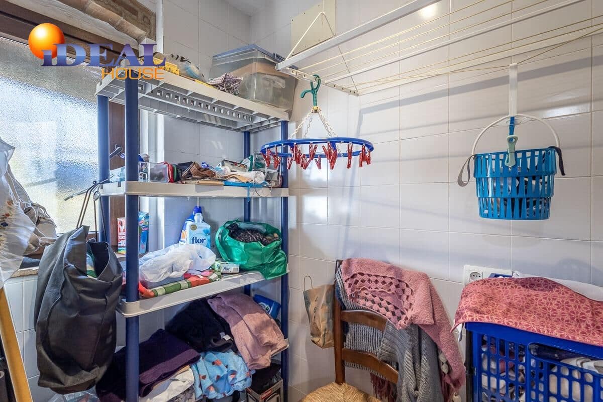 4 chambre Villa/Maison à vendre à Atarfe avec piscine garage - 395 000 € (Ref: 9434303)