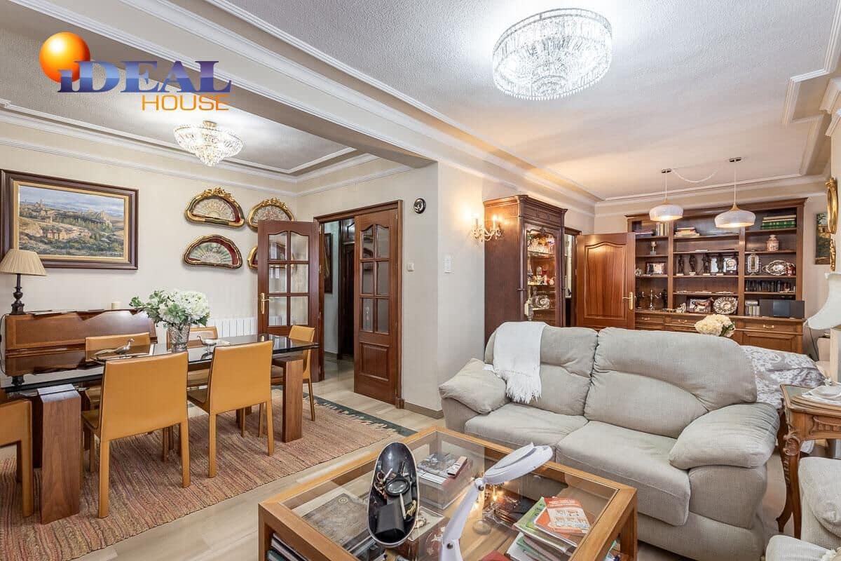Piso de 3 habitaciones en Granada ciudad en venta con garaje - 479.900 € (Ref: 9434306)