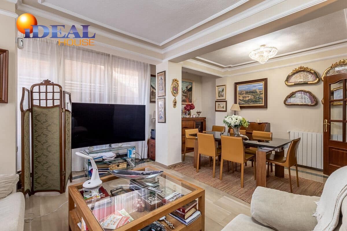 Piso de 3 habitaciones en Granada ciudad en venta con garaje - 479.900 € (Ref: 9434306)
