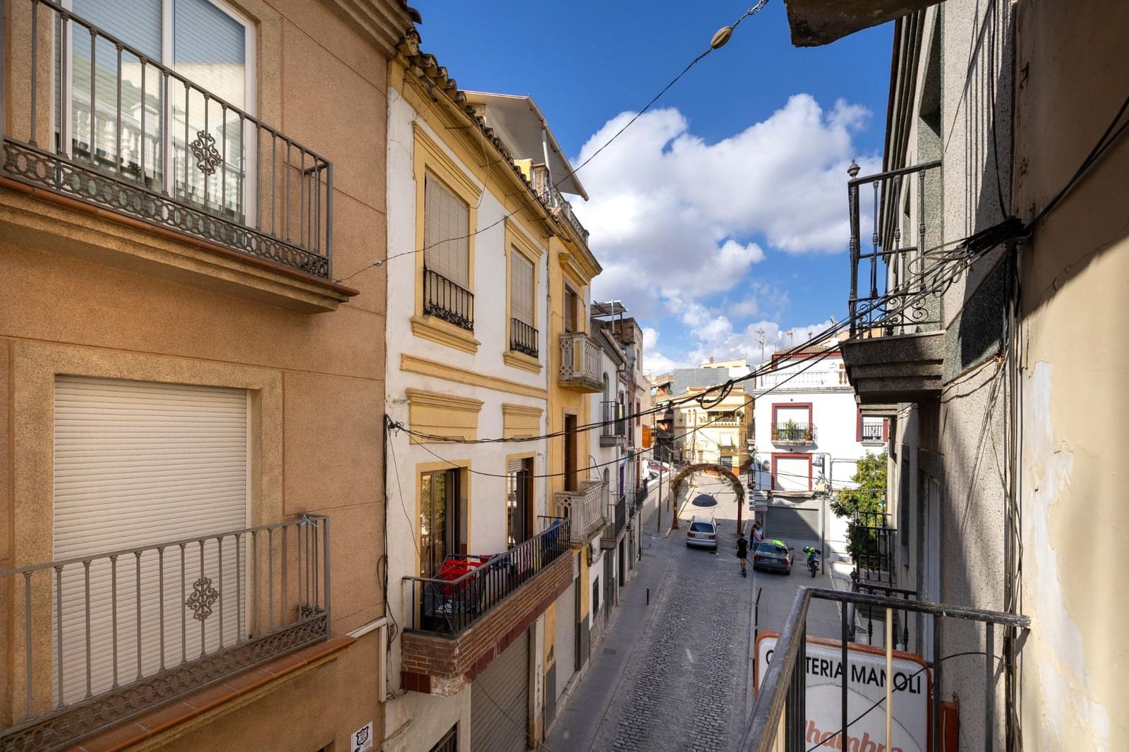 3 bedroom Flat for sale in Iznalloz - € 30,000 (Ref: 9434307)