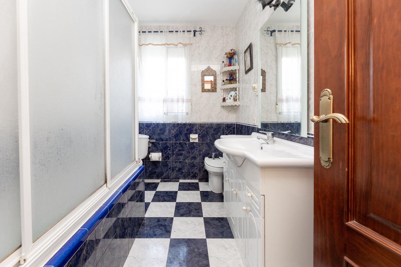 5 chambre Villa/Maison à vendre à Cogollos Vega avec piscine garage - 290 000 € (Ref: 9434310)