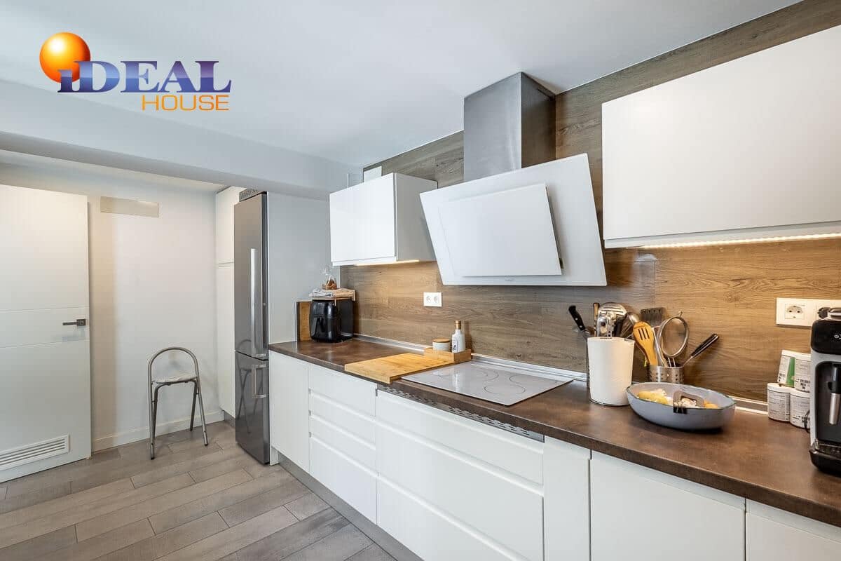 3 bedroom Townhouse for sale in Granada city - € 420,000 (Ref: 9434311)